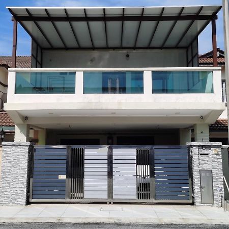 كلانغْ Bbt Double Storey Balcony Bukit Tinggi Home المظهر الخارجي الصورة